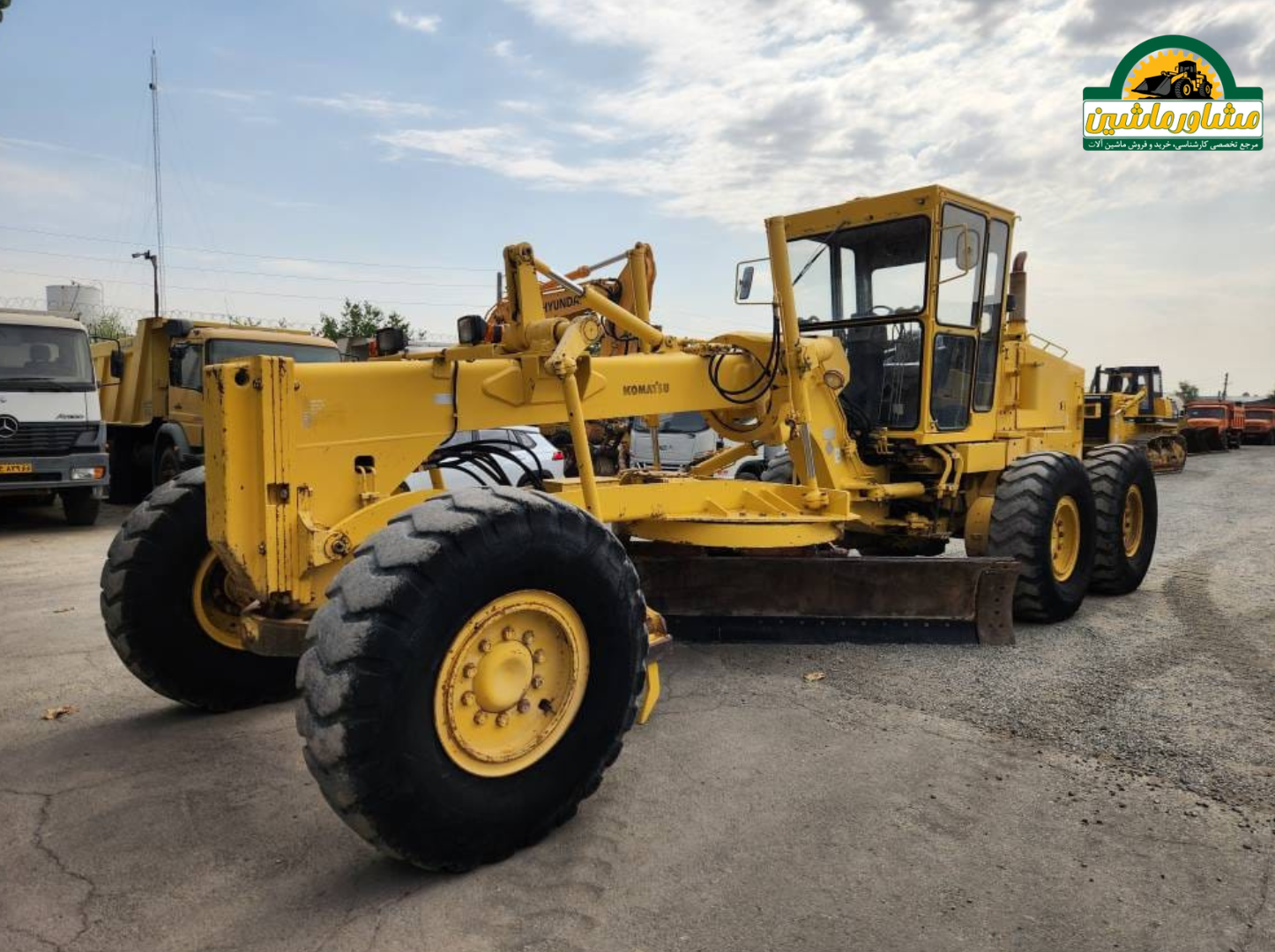 گریدر کوماتسو GD705A-4